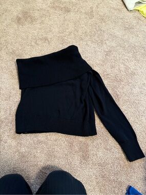 Black one sleeve Off-Shoulder Foldover Sweater